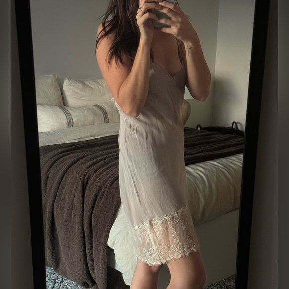 Wilfred slip dress with lace - Picture 1 of 8